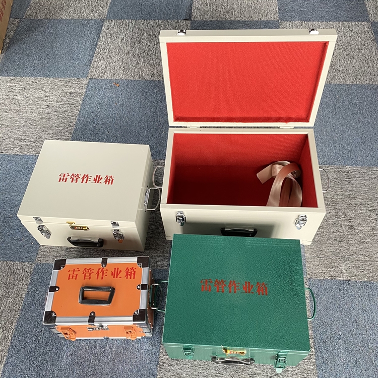 儋州爆破工程作业箱如何选择？玻璃钢与传统材质的全面对比